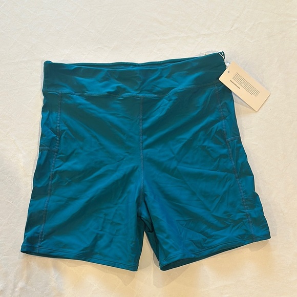 Bloomchic‎ women’s high rise bike biker shorts teal size 18-20 NWT - Picture 1 of 5
